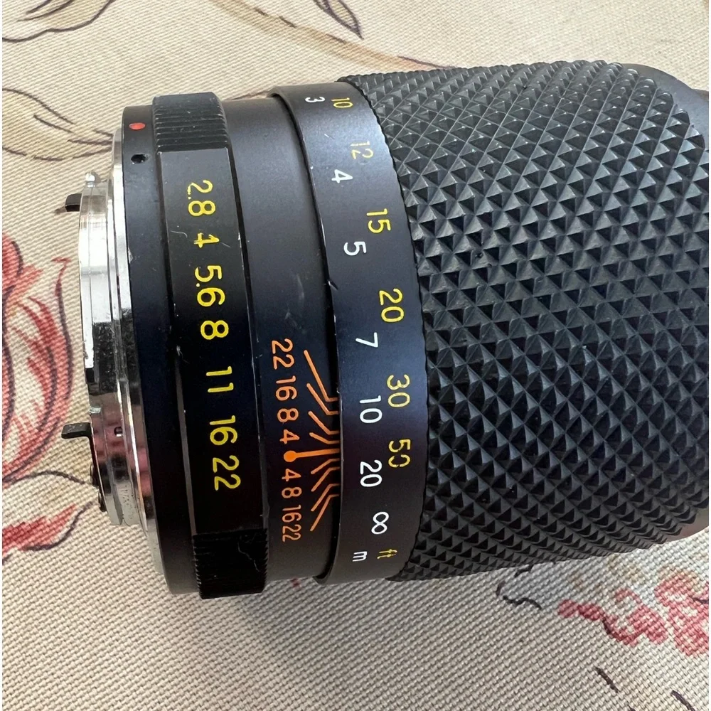 Yus automatic 1:2.8 f=135 mm 55 lens